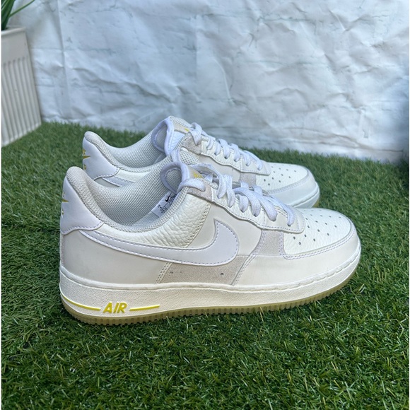 Nike Women's Air Force 1'07 Low  Color
SUMMIT WHITE/WHITE-OPTI YELLOW-SAIL 7.5 - Picture 7 of 16